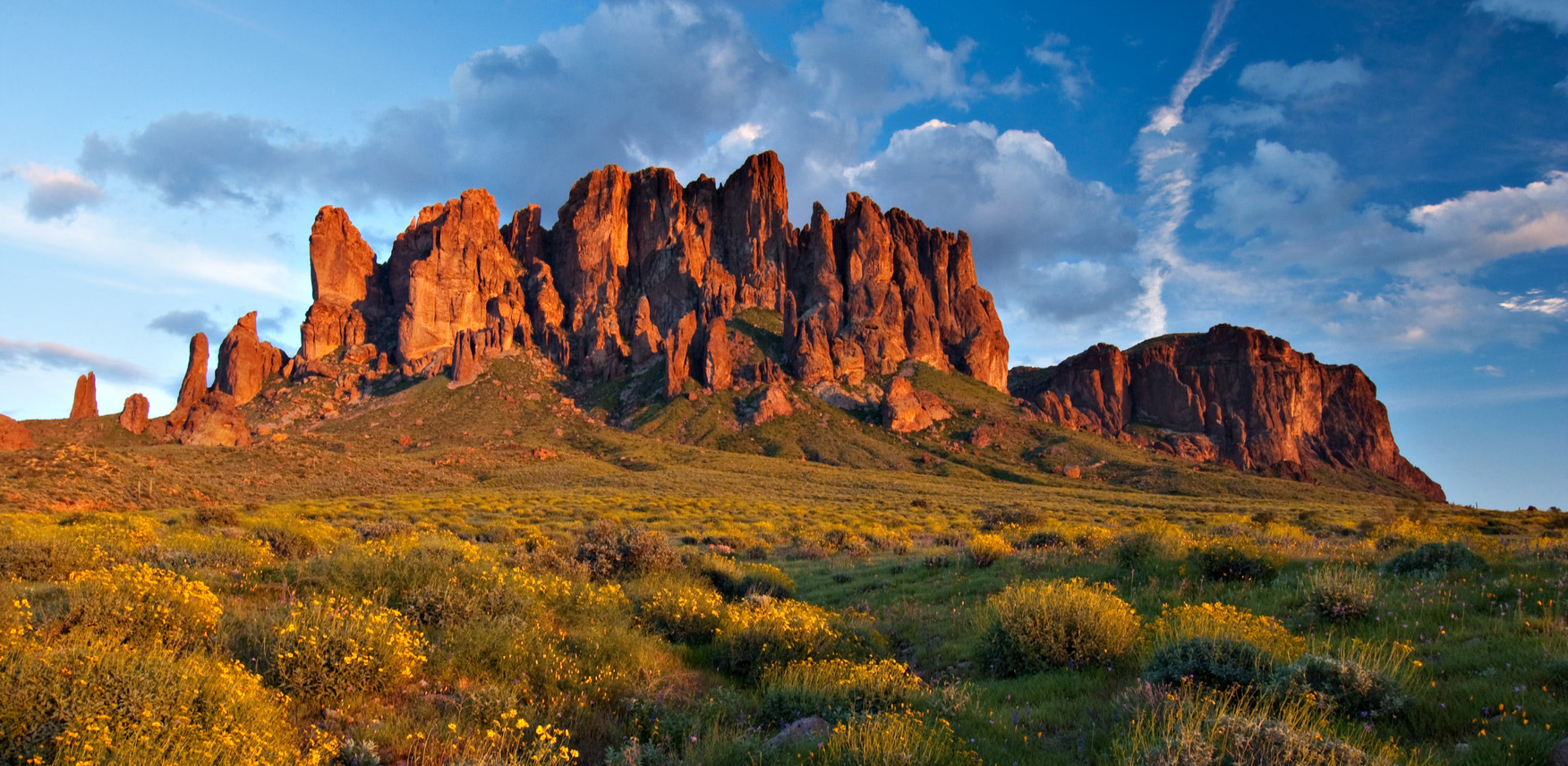 photodune-1264364-superstition-mountains-arizona-m-2